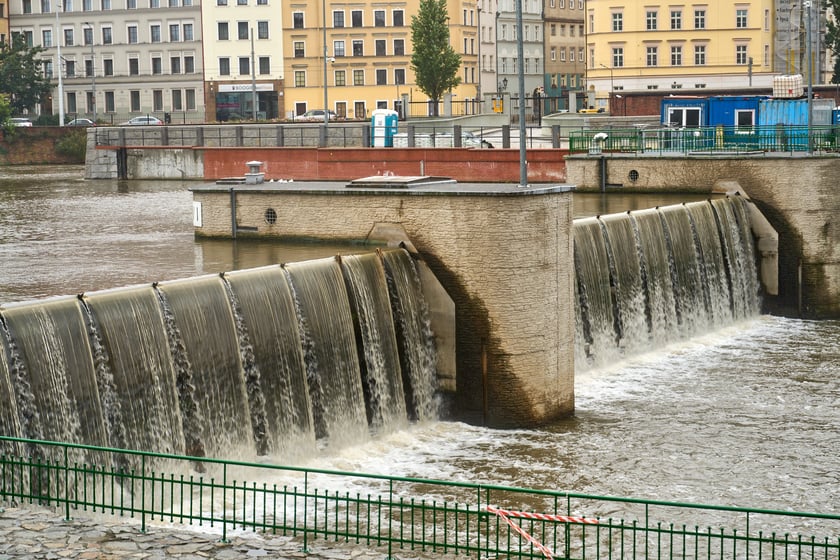 Widok na Odrę we Wrocławiu
