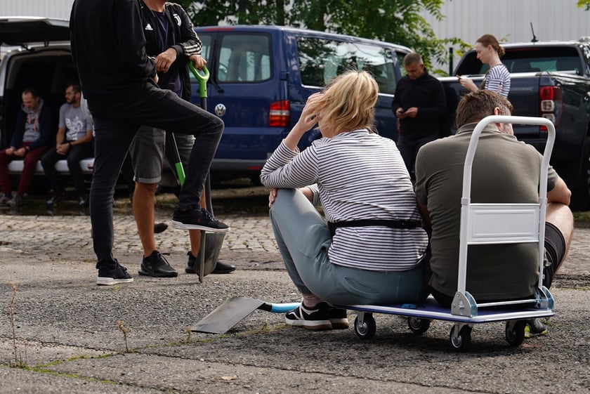 Odbiór piasku spod ZDiUM-u, 16 września 2024