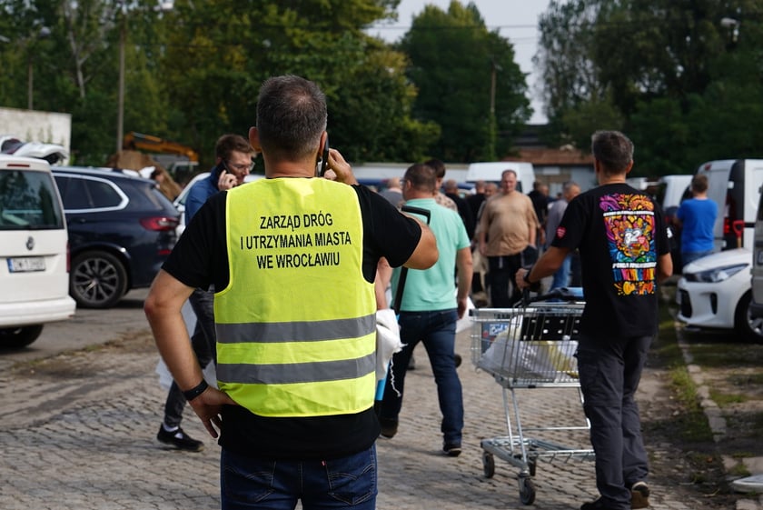 Odbiór piasku spod ZDiUM-u, 16 września 2024