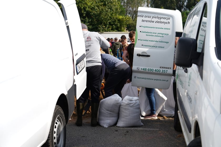 Odbiór piasku spod ZDiUM-u, 16 września 2024