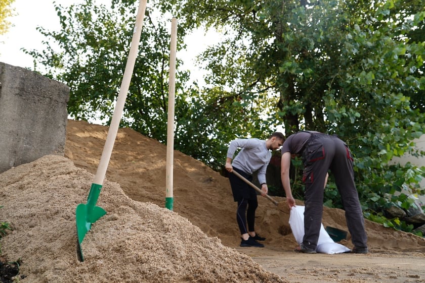 Odbiór piasku spod ZDiUM-u, 16 września 2024