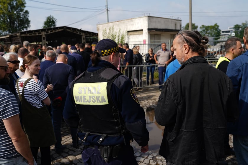 Odbiór piasku spod ZDiUM-u, 16 września 2024