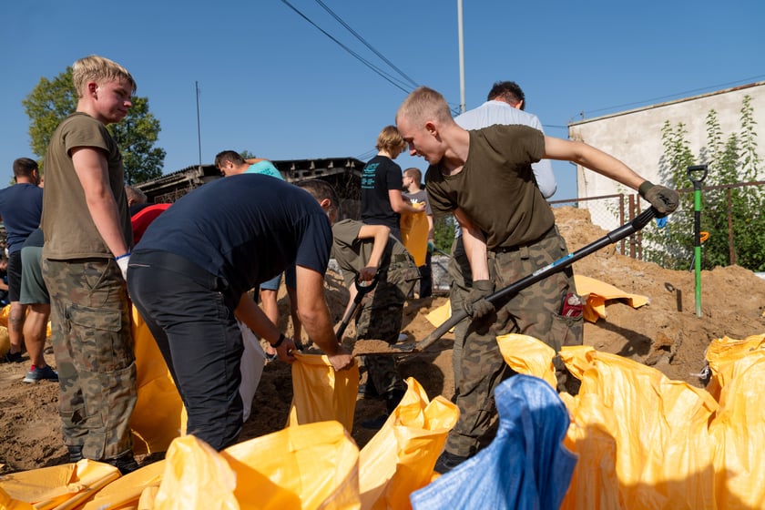 Teren ZDiUM - miejsce, w którym można dostać worki z piaskiem
