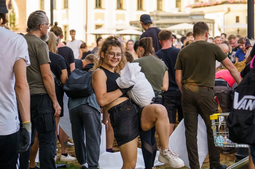 Mieszkańcy jednoczą się przy budowie wałów w okolicach Ostrowa Tumskiego