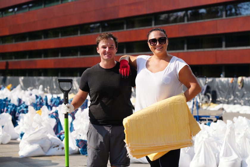 Budowa umocnień pod Narodowym Forum Muzyki