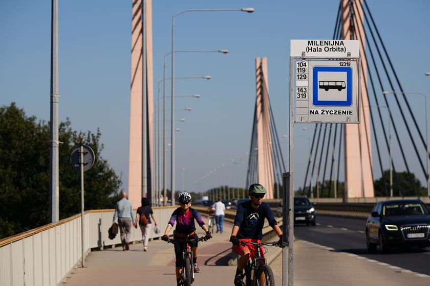 Most Milenijny nad Odrą we Wrocławiu: Dobry widok na Odrę
