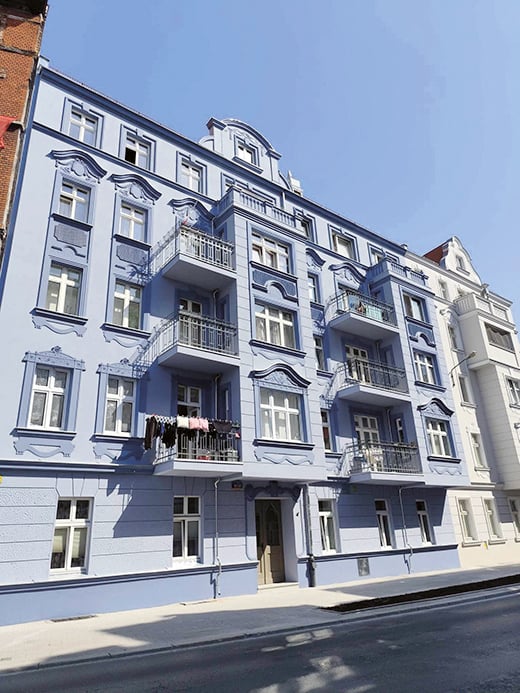 Kamienica przeznaczona do remontu w Projekcie Ptasia (program poWROty kamienic). Kurkowa 61-63