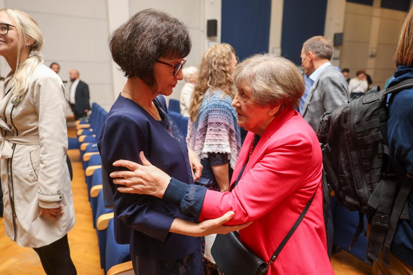 4 października LO nr XIV przy al. Brücknera świętowało 50. rocznicę powstania