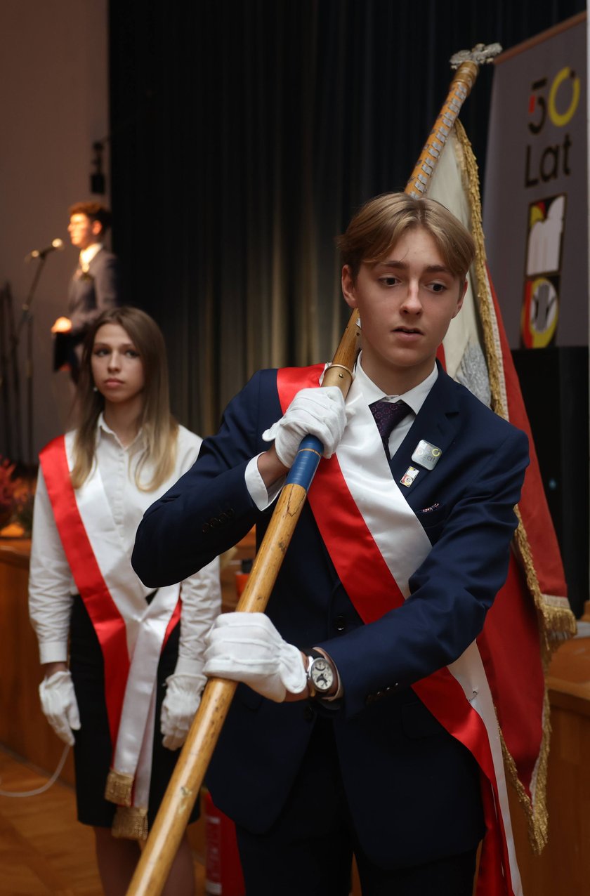 4 października LO nr XIV przy al. Brücknera świętowało 50. rocznicę powstania