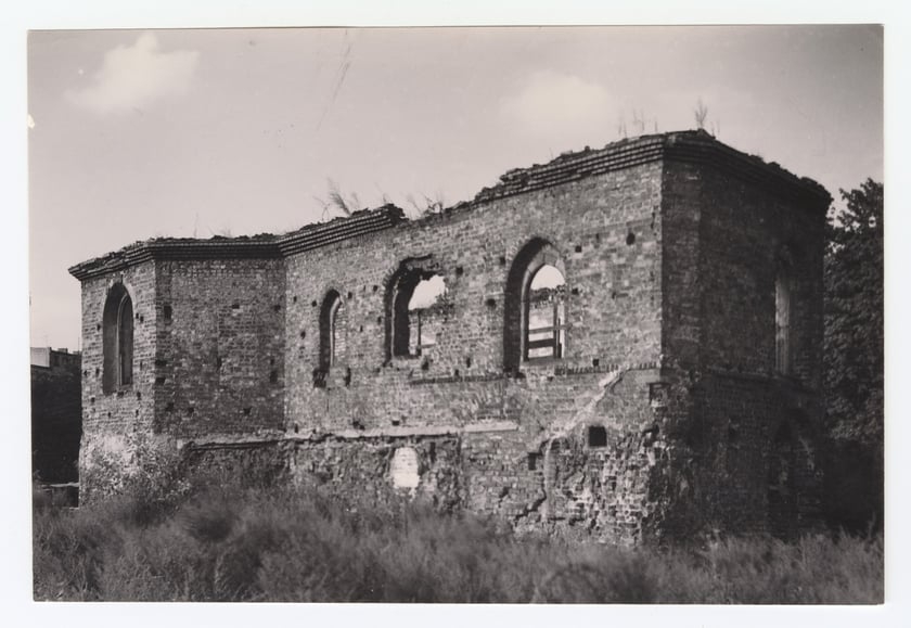 Kości&oacute;ł św. Marcina, zniszczenia. 1958