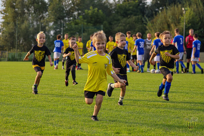Zawodnicy klubu sportowego Piast Żerniki