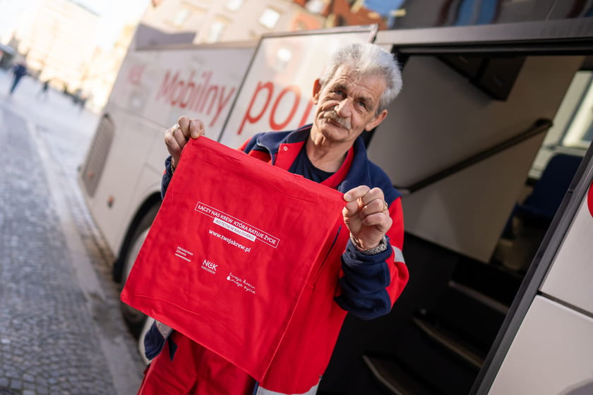 Krwiobus przy ulicy Oławskiej, 18.10.2024