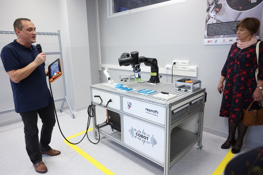 Otwarcie Branżowego Centrum Umiejętności nr 1 w dziedzinie automatyki przemysłowej działającego przy Lotniczych Zakładach Naukowych - 24.10.24