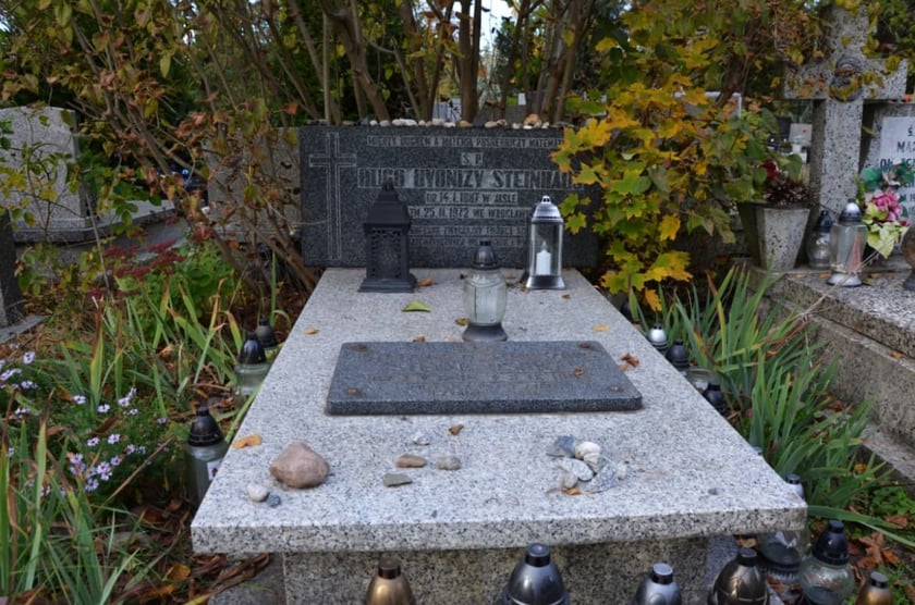 cmentarz parafialny przy ul. Smętnej we Wrocławiu