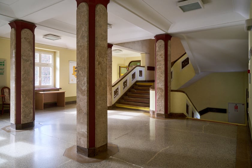 Budynek ZUS przy ul. Pretficza we Wrocławiu