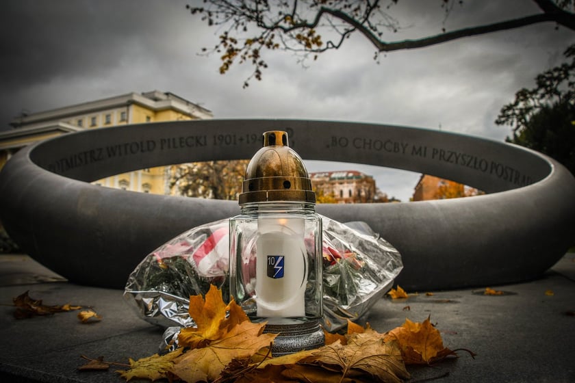 Żołnierze 10 Wrocławskiej Brygady Łączności wzięli udział w corocznej akcji „Żołnierska Pamięć”.