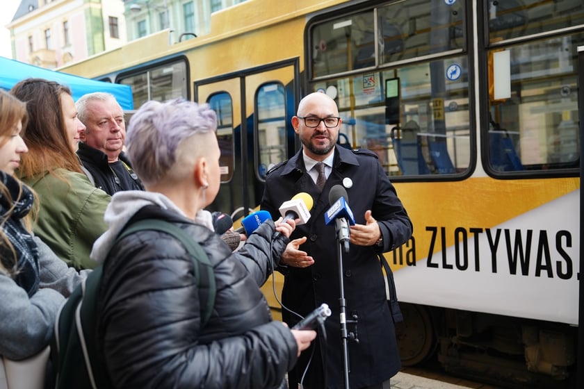 Akcja badań profilaktycznych dla mężczyzn i plebiscyt Złoty Wąs