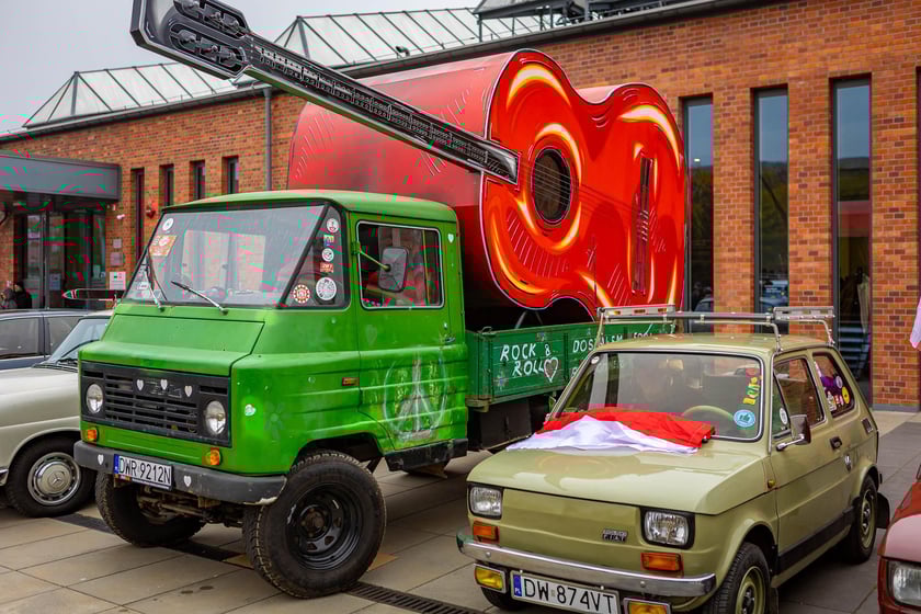 VII Niepodległościowe Spotkanie Klasycznych Pojazdów przy Centrum Historii Zajezdnia  we Wrocławiu