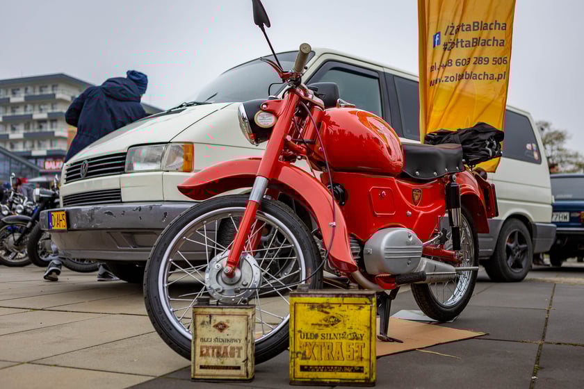 VII Niepodległościowe Spotkanie Klasycznych Pojazdów przy Centrum Historii Zajezdnia  we Wrocławiu