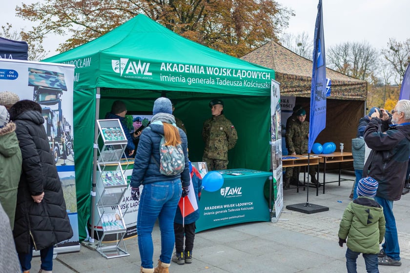 Uroczystości z okazji Narodowego Święta Niepodległości na placu Wolności we Wrocławiu - 11.11.2024