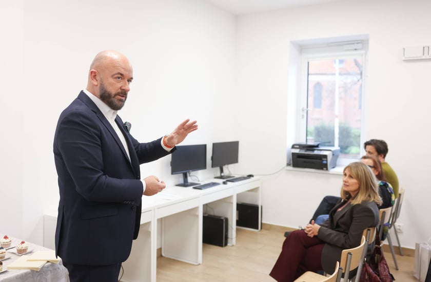 Otwarcie Centrum Rozwoju i Aktywności Dzieci i Młodzieży Muchobór Wielki przy ul. Stanisławowskiej 103