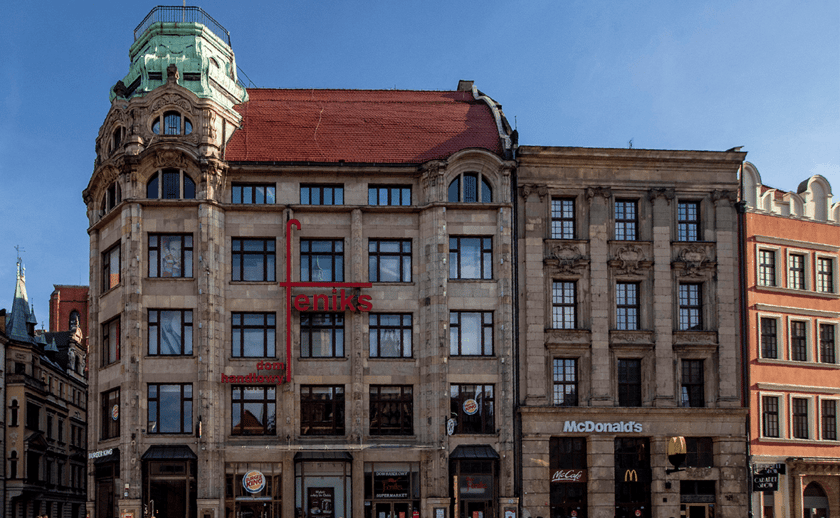 Rynek we Wrocławiu i DH Feniks