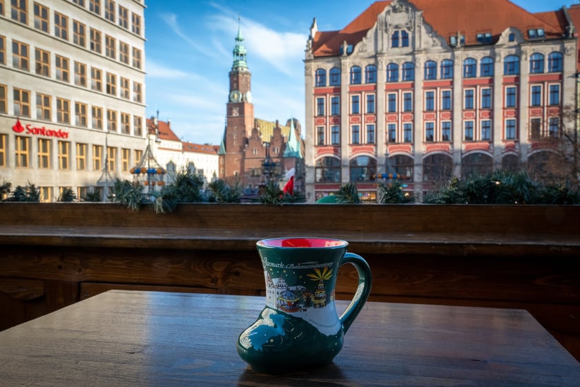 Kubek-bucik na Jarmark Bożonarodzeniowy 2024 we Wrocławiu