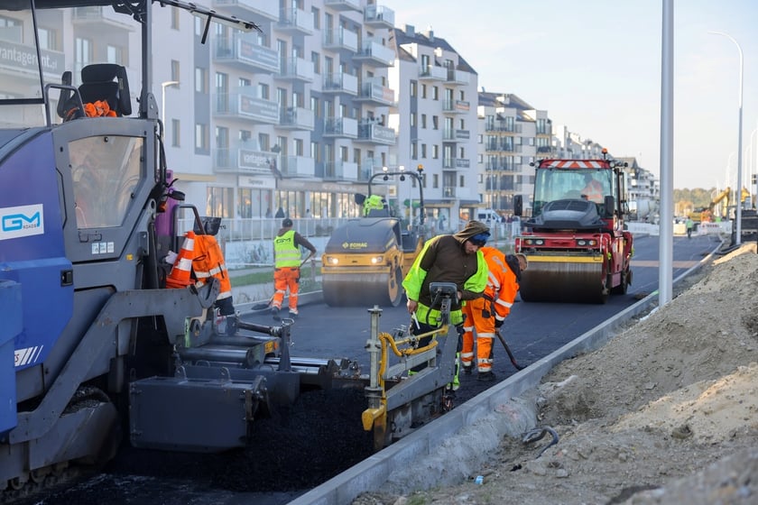 Budowa TAT na Jagodno w październiku 2024 roku