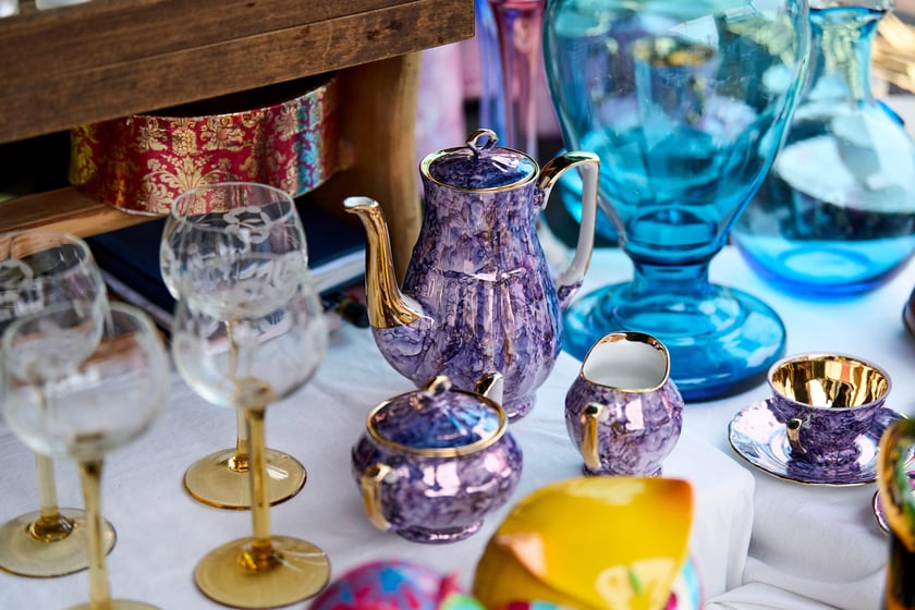 Giełda staroci pod katedrą św. Marii Magdaleny. Wrocław, 6-8.12.2024