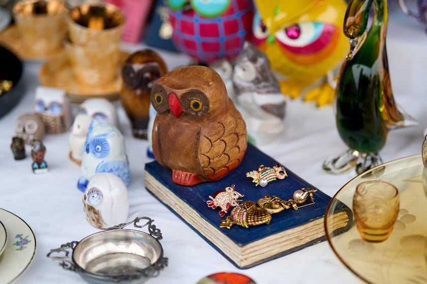 Giełda staroci pod katedrą św. Marii Magdaleny. Wrocław, 6-8.12.2024