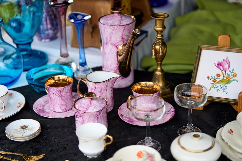 Giełda staroci pod katedrą św. Marii Magdaleny. Wrocław, 6-8.12.2024