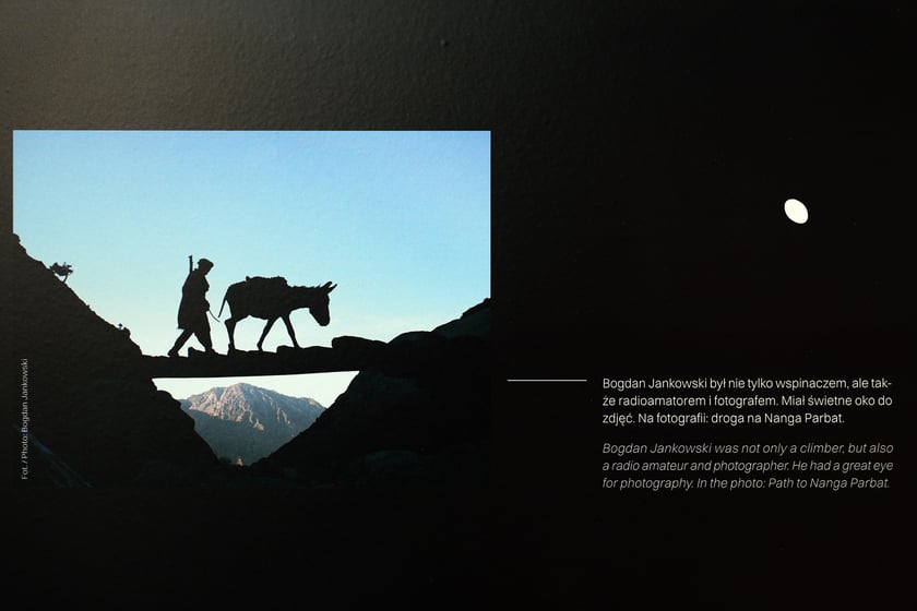 Wystawa Freedom Climbers w Centrum Historii Zajezdnia. Tu zobaczymy artefakty, obejrzymy reportaże i posłuchamy nagrań himalaist&oacute;w związanych z Wrocławiem.