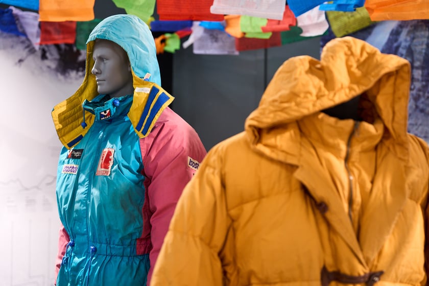 Wystawa Freedom Climbers w Centrum Historii Zajezdnia. Tu zobaczymy artefakty, obejrzymy reportaże i posłuchamy nagrań himalaist&oacute;w związanych z Wrocławiem.