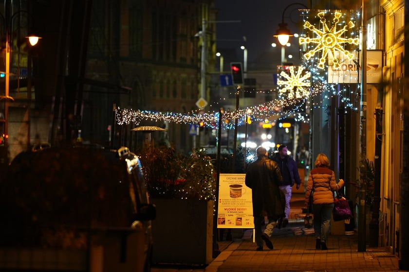 Ulica św. Antoniego zaprasza w świątecznej magicznej odsłonie.