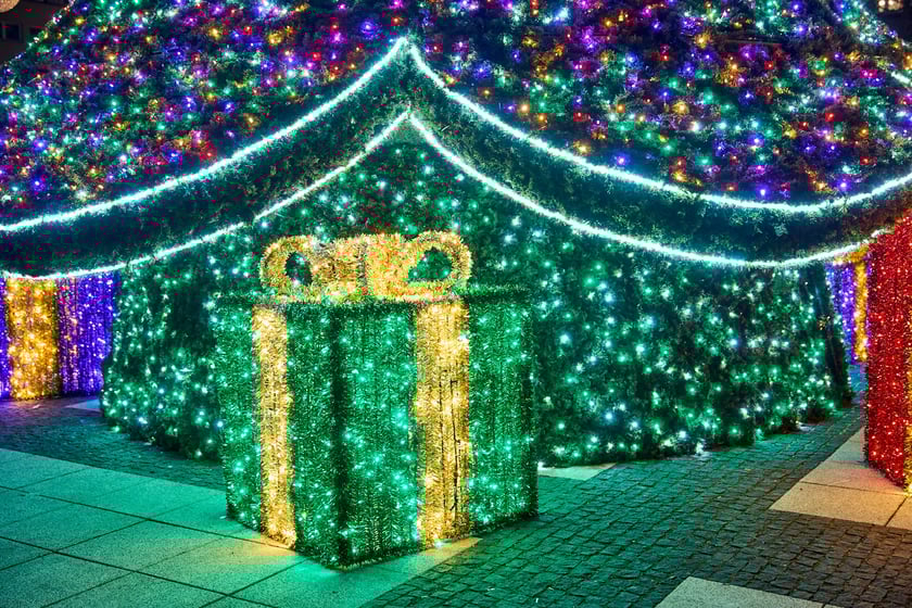Świąteczne iluminacje i ozdoby we Wrocławiu