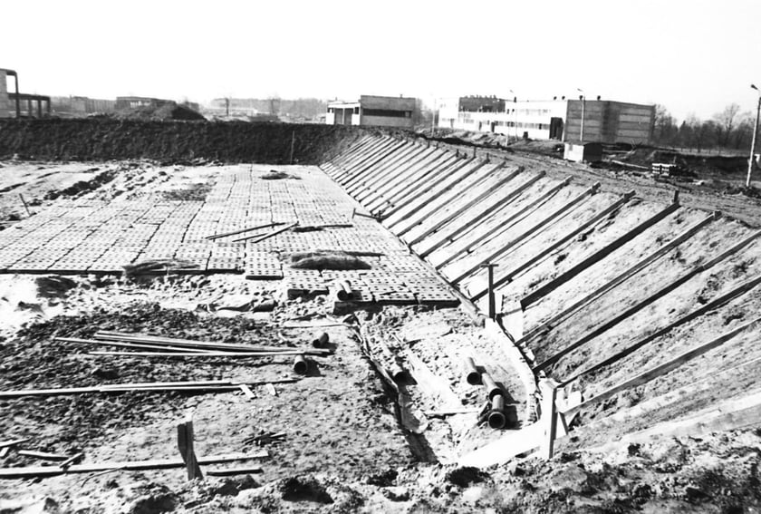 Tak budował się Zakład Uzdatniania Wody w Mokrym Dworze.