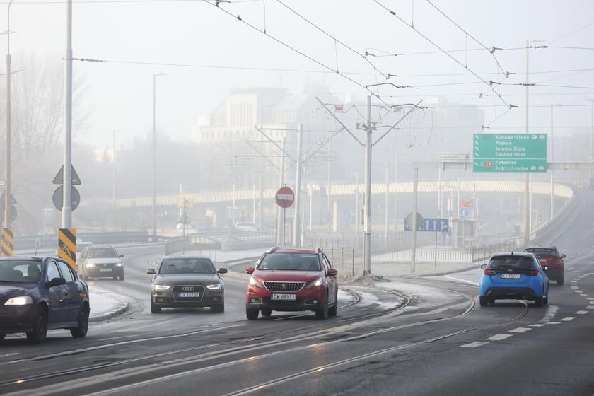 Wrocław we mgle - zdjęcia z poranka 29.12.2024 r.