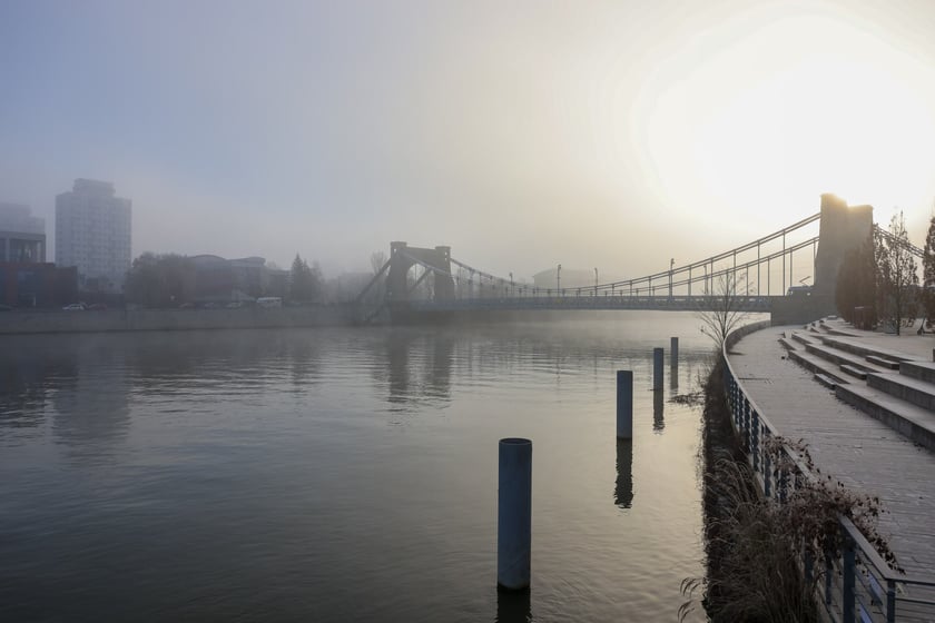 Wrocław we mgle - zdjęcia z poranka 29.12.2024 r.