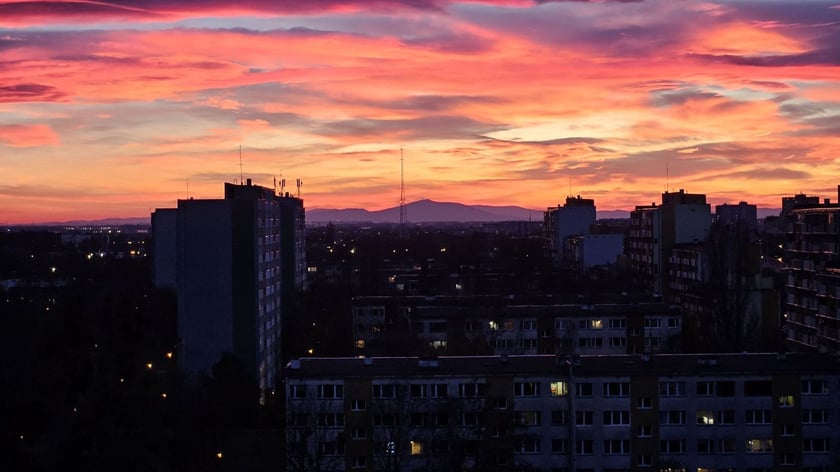 Niebo nad Wrocławiem - 1 stycznia 2025 r.