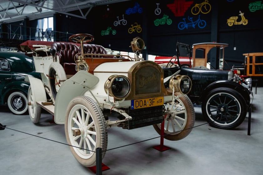 Eksponat w Muzeum Motoryzacji WENA w Oławie