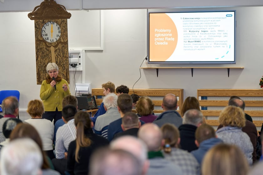 Spotkanie prezydenta Jacka Sutryka z mieszkańcami osiedla Opor&oacute;w