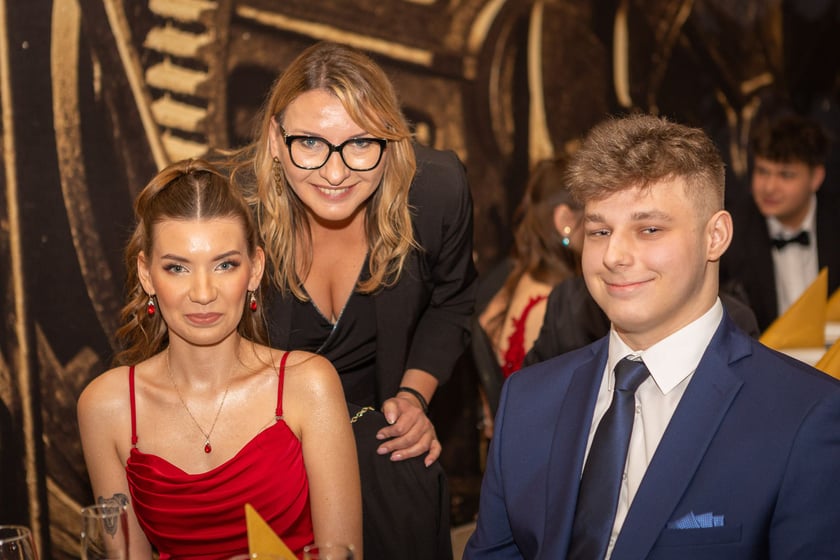 Studniówka VI LO we Wrocławiu - 11.01.2025 r.