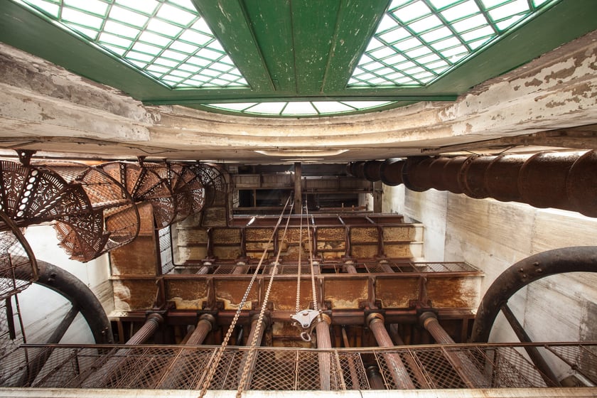 Wieża mierzy 40 metr&oacute;w co "czuć" po wejściu do wewnątrz.