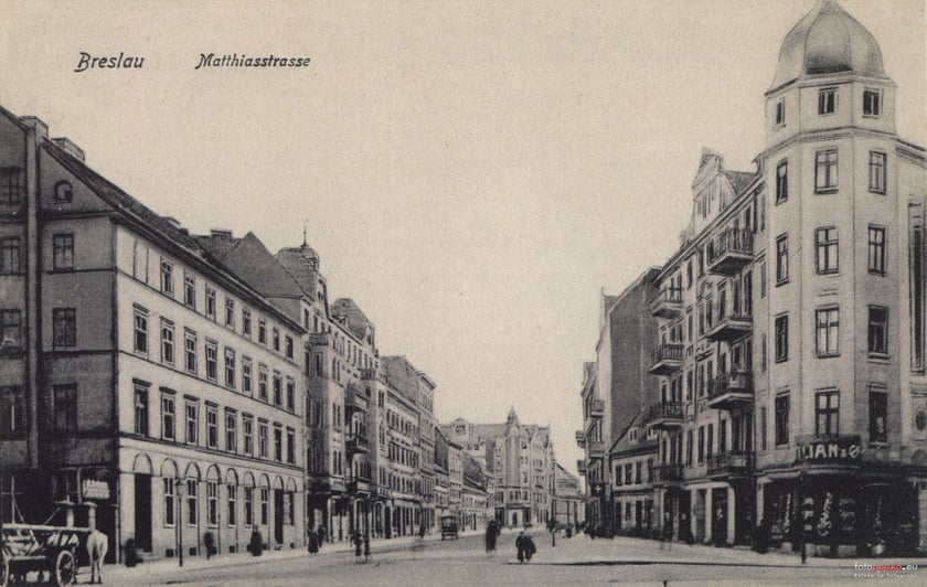 Widok na ulicę Jedności Narodowej na początku XX wieku