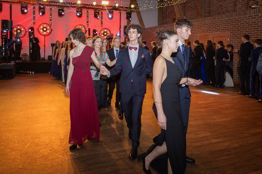 Studniówka LO nr III im. Adama Mickiewicza w Zamku Topacz (18.01.2025)