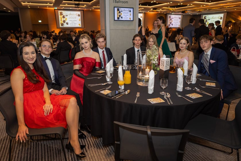 Studniówka LO nr XIV w Q Hotel Plus Wrocław Bielany - 18 stycznia 2025 r.