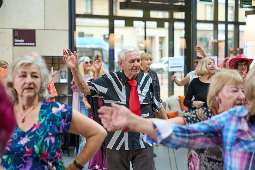 Dzień Babci i Dziadka w rytmie disco, Wrocławski Teatr Capitol