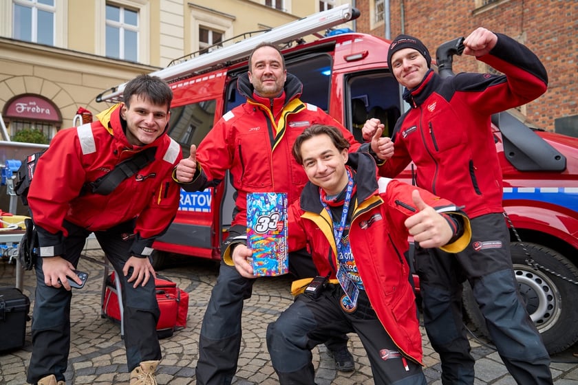 Wolontariusze podczas 33. finału WOŚP we Wrocławiu