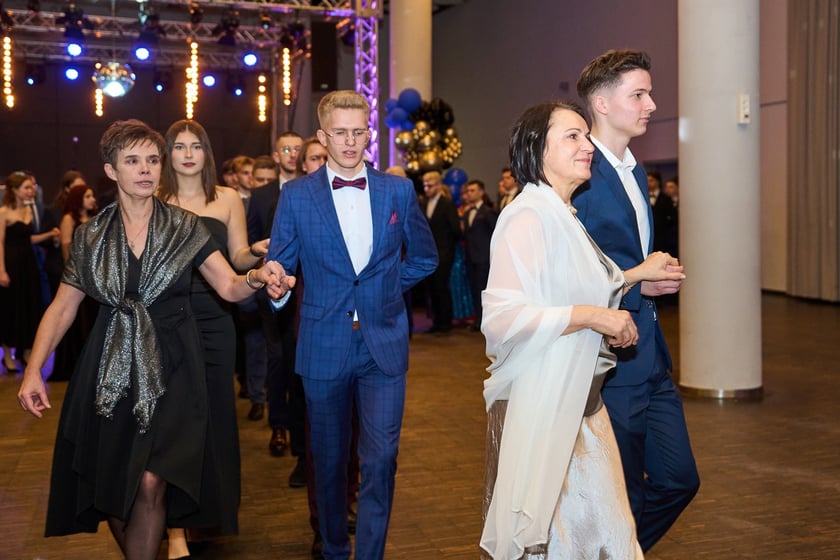 Studniówka Elektronicznych Zakładów Naukowych we Wrocławiu - 31.01.2025 r.