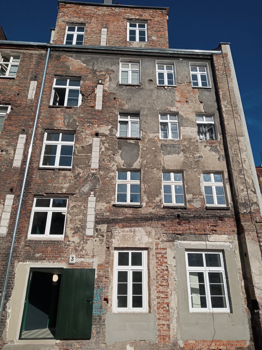 Łukasińskiego 3 - przed remontem